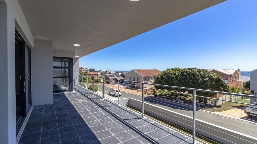 3 Bedroom Property for Sale in De Kelders Western Cape